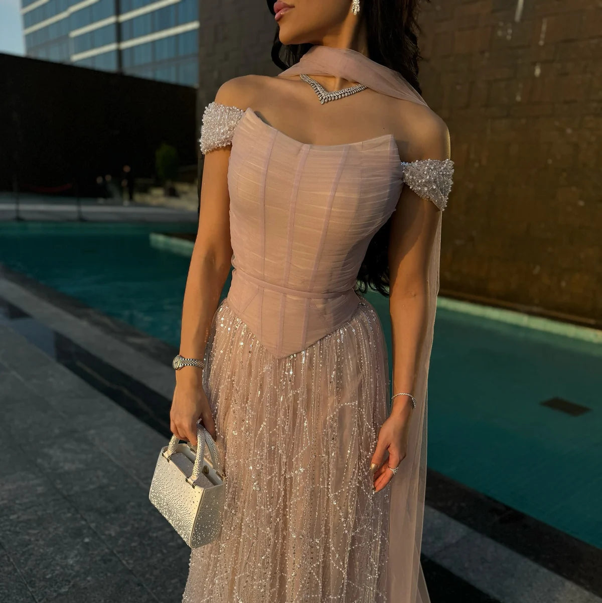 Robe de soirée en perles et tulle délicat
