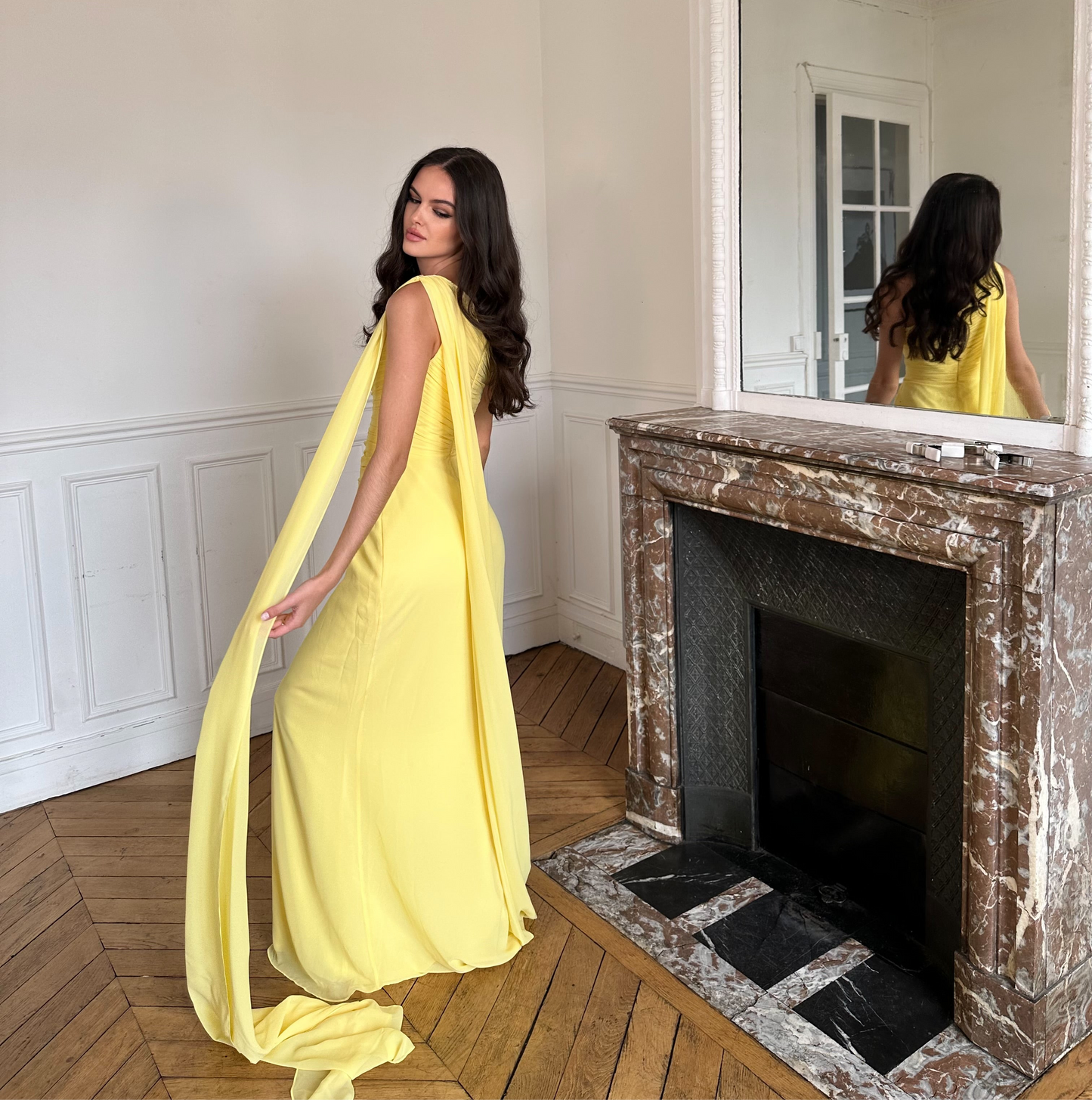Robe Jaune Drapée à Épaules Détachées