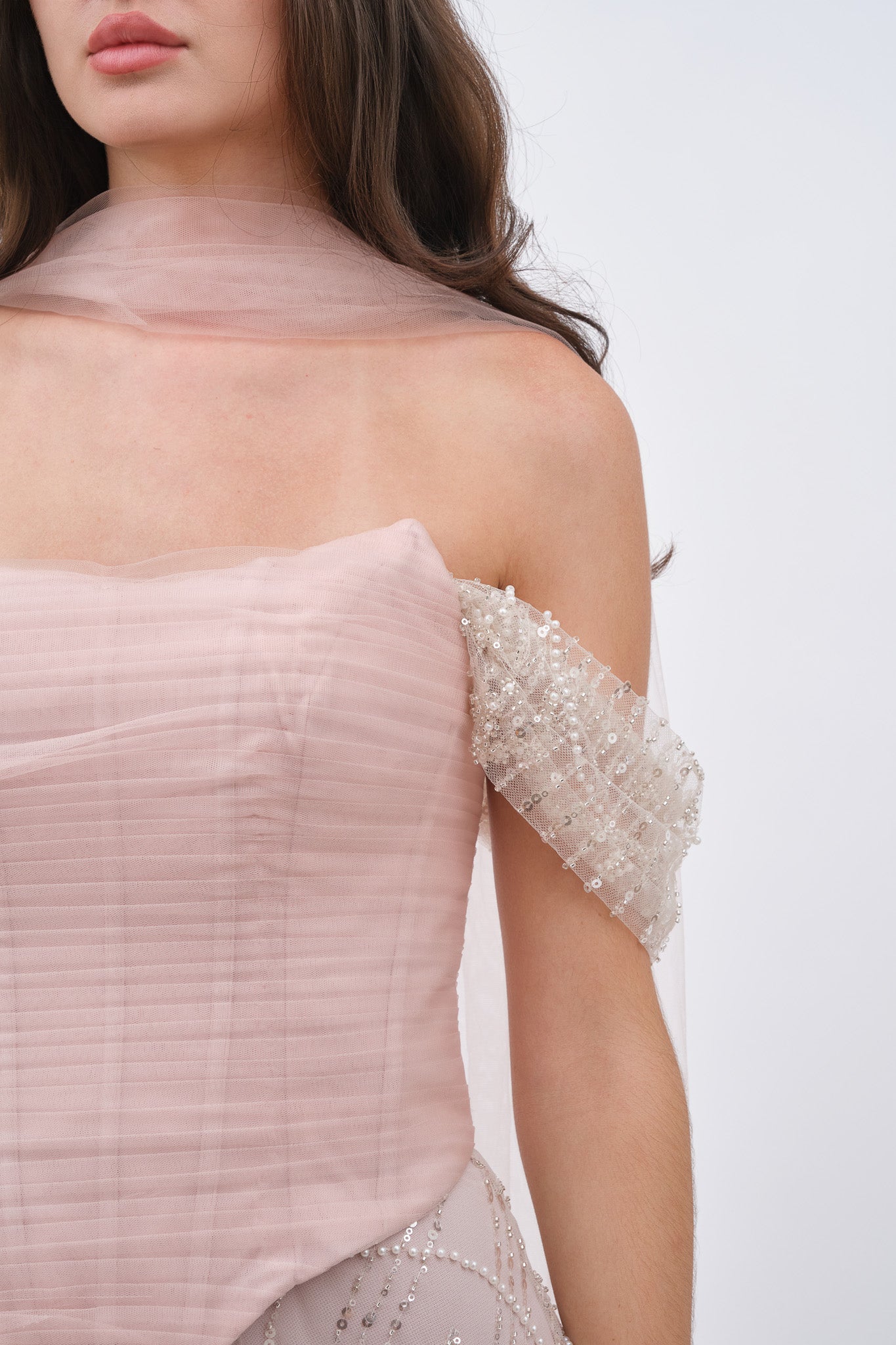 Robe de soirée en perles et tulle délicat