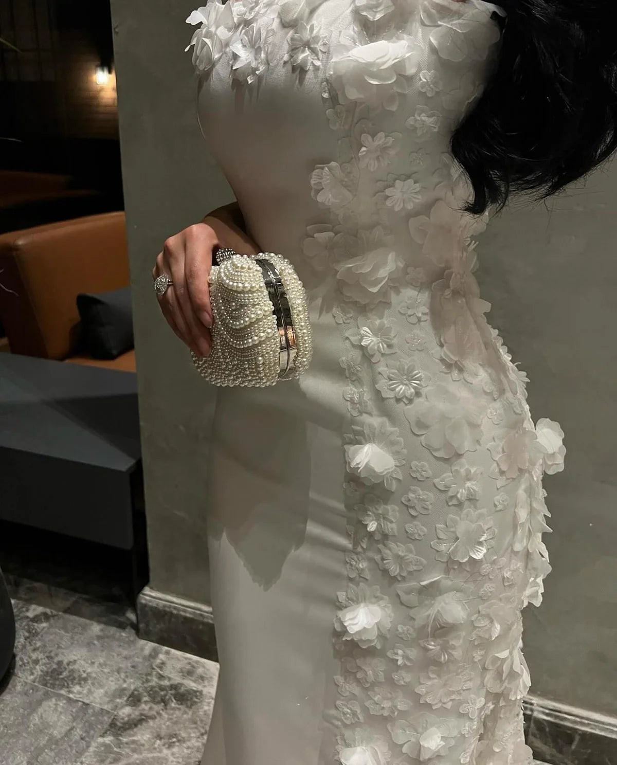 Robe blanche détails floral