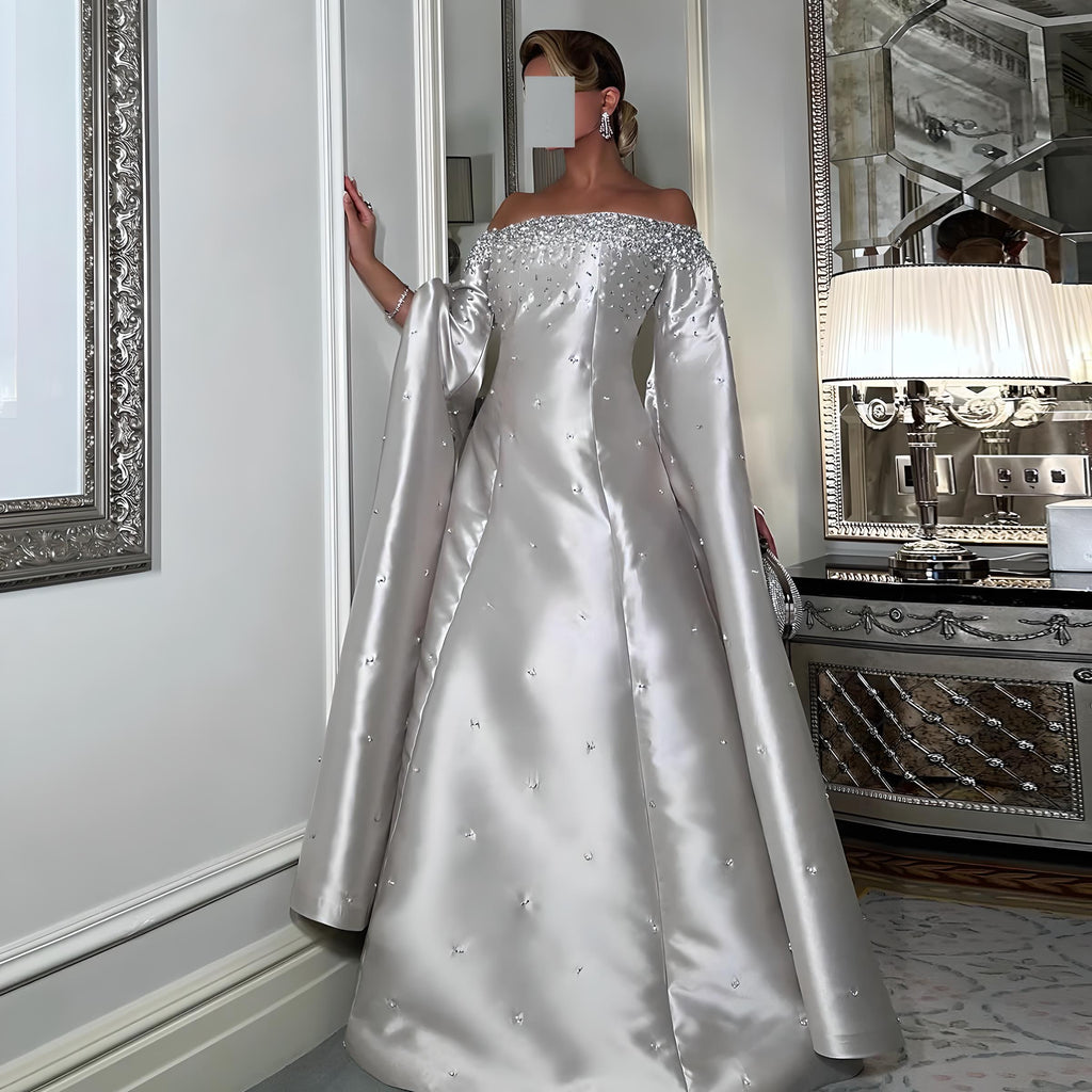 Robe argent perlée