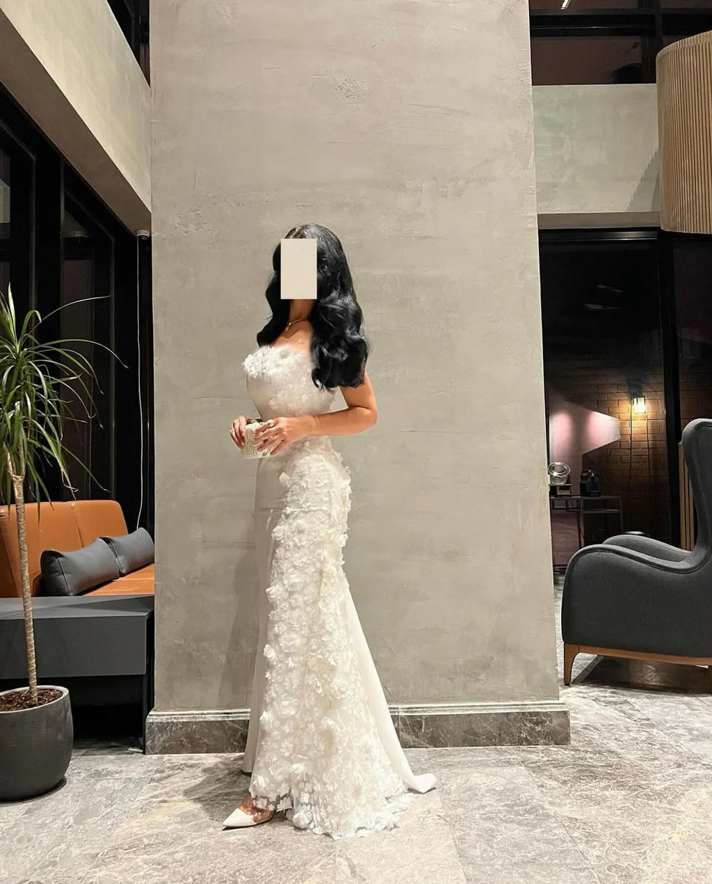 Robe blanche détails floral