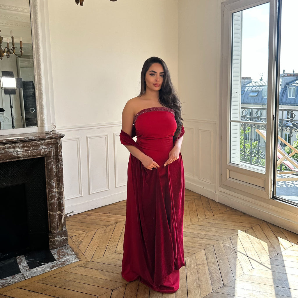 Robe rouge élégante