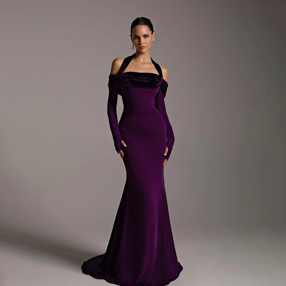Robe violette longue col velours