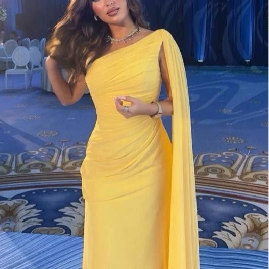 Robe Jaune Drapée à Épaules Détachées