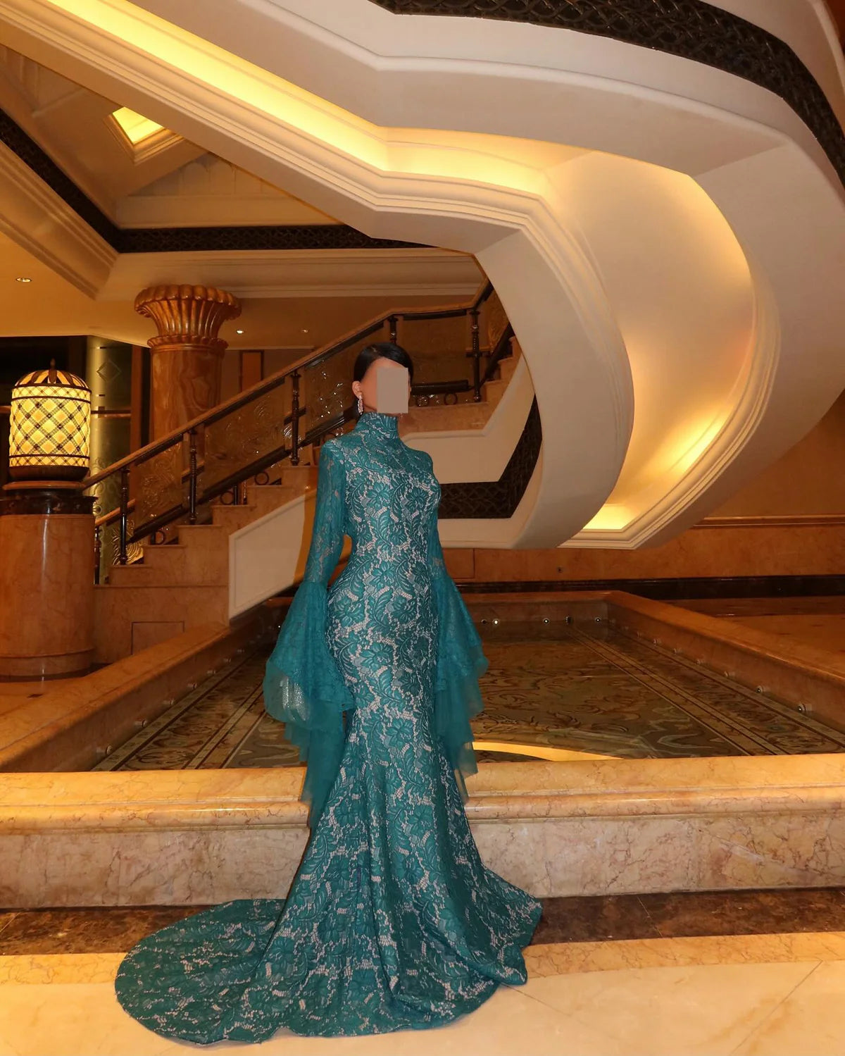 Robe sirène dentelle verte