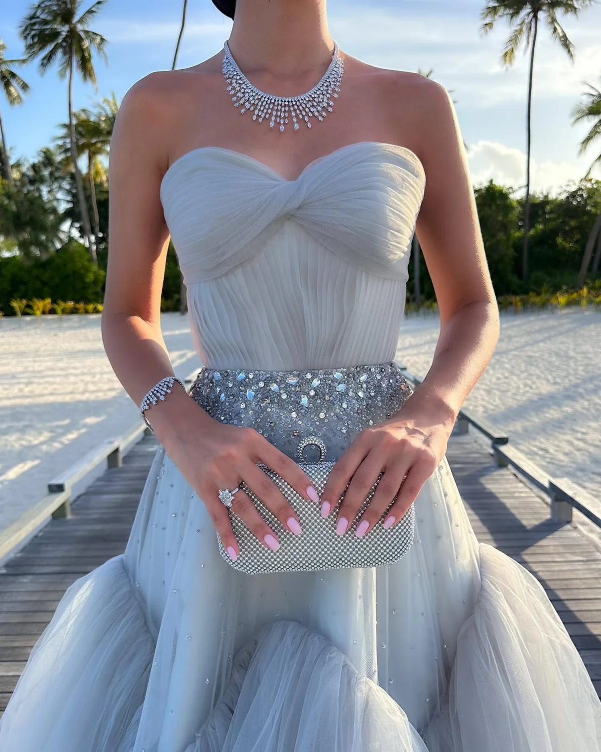 Robe bustier à volants