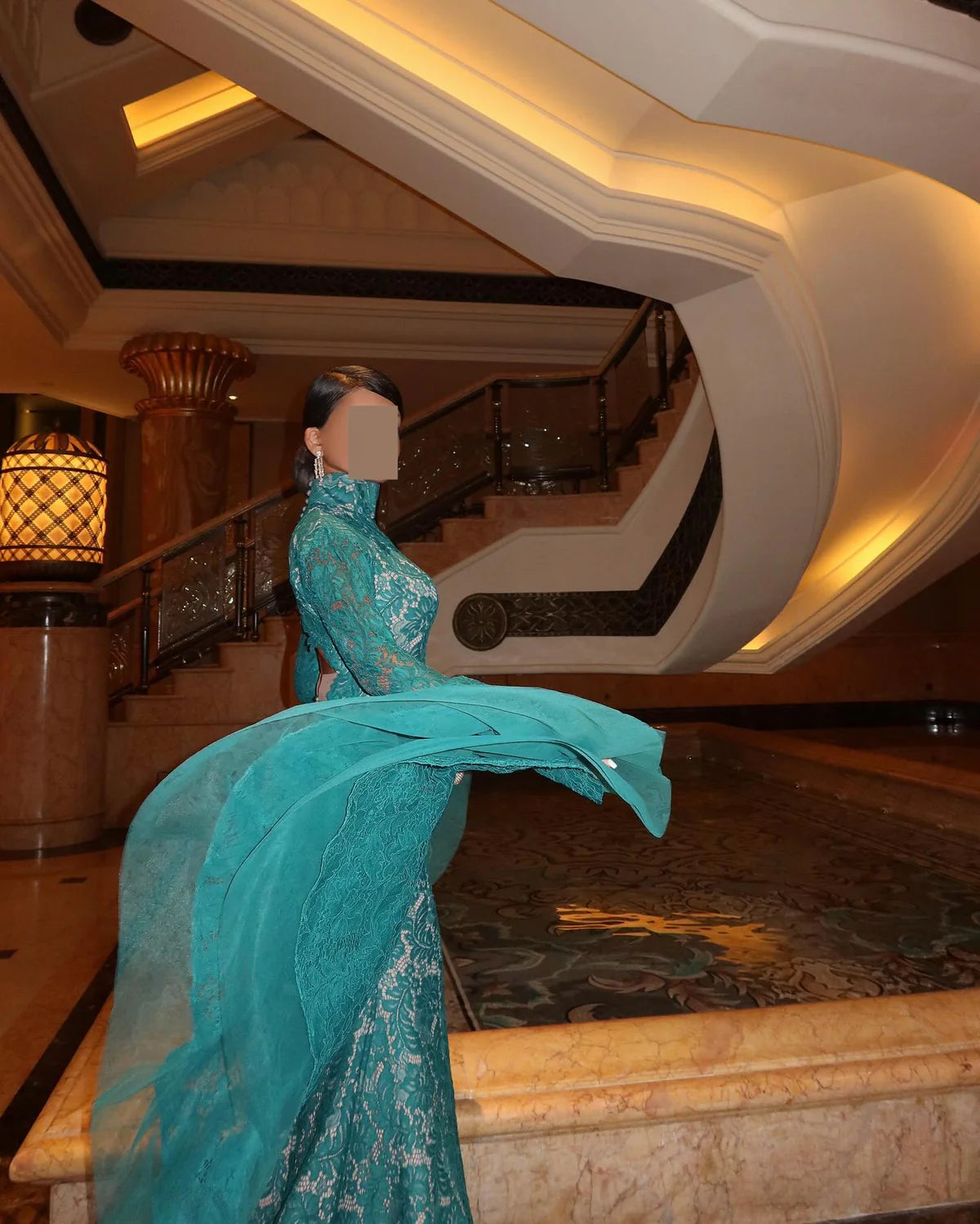 Robe sirène dentelle verte