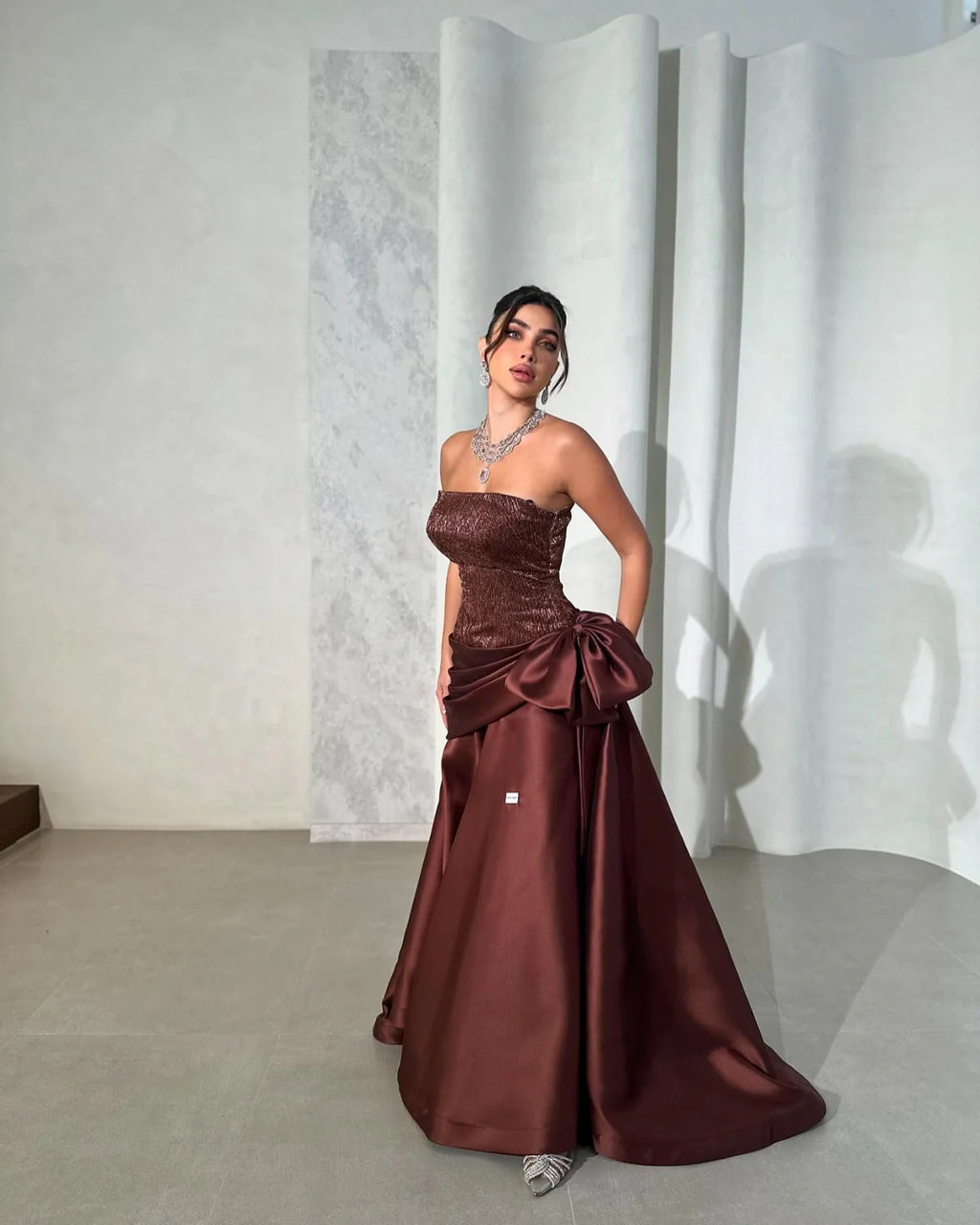 Robe bustier satin marron