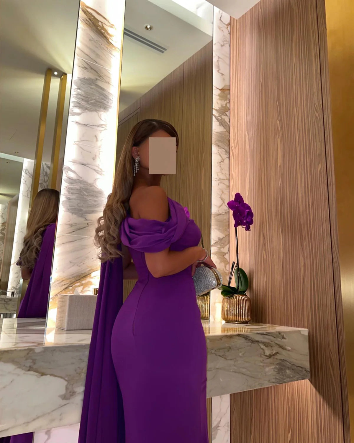 Robe de soirée manches cape