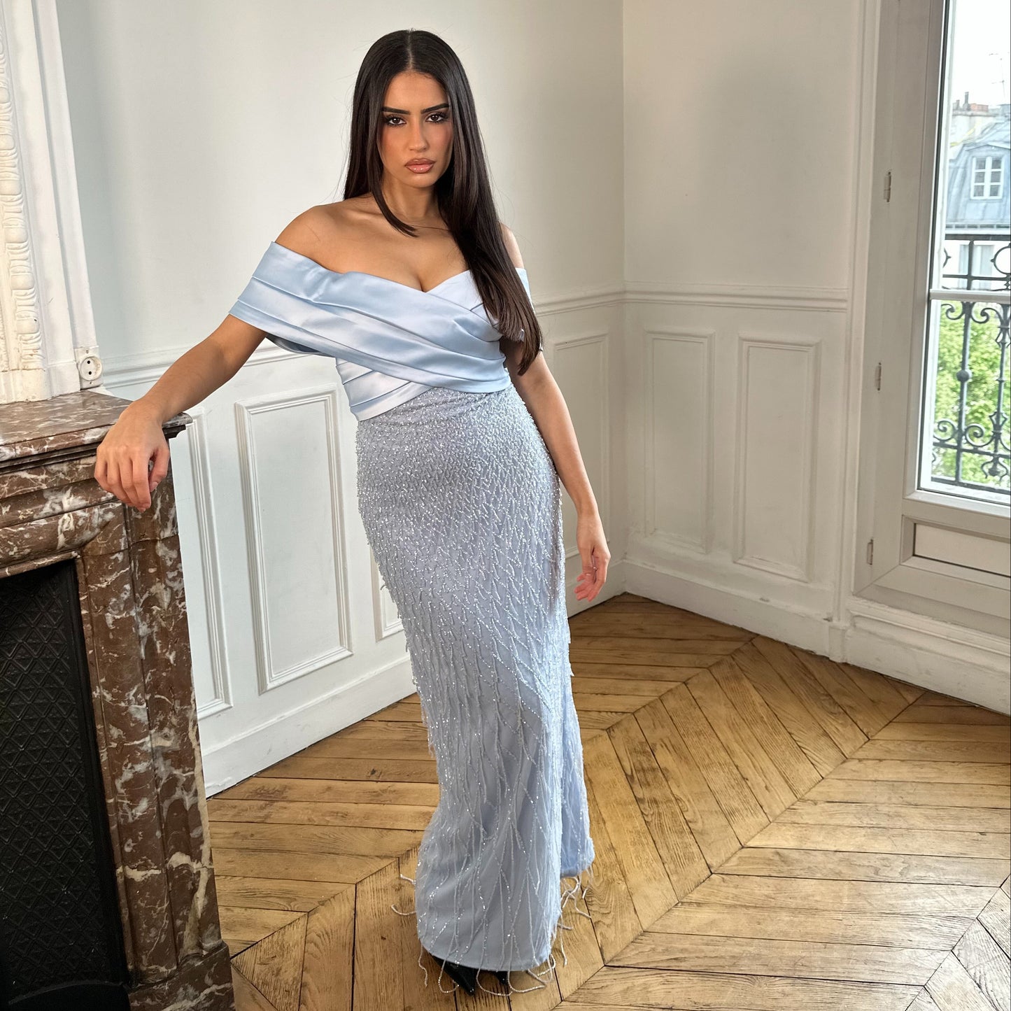 Robe bleue Élégante et Raffinée