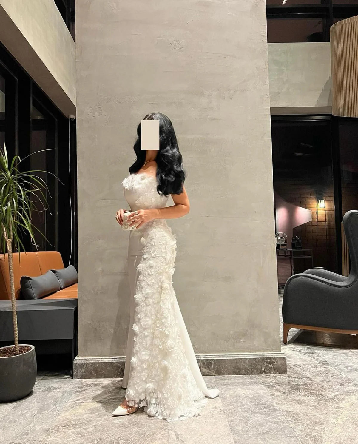 Robe blanche détails floral