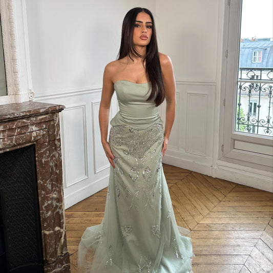 Robe Bustier Élégante avec Broderies