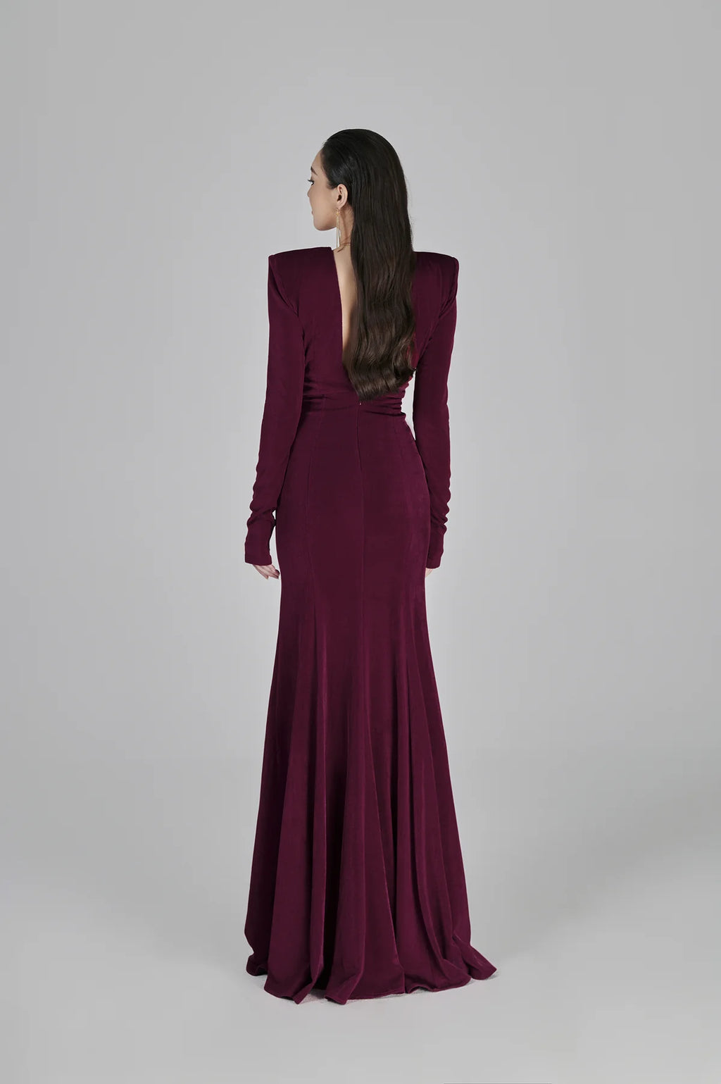 Robe bordeaux col V