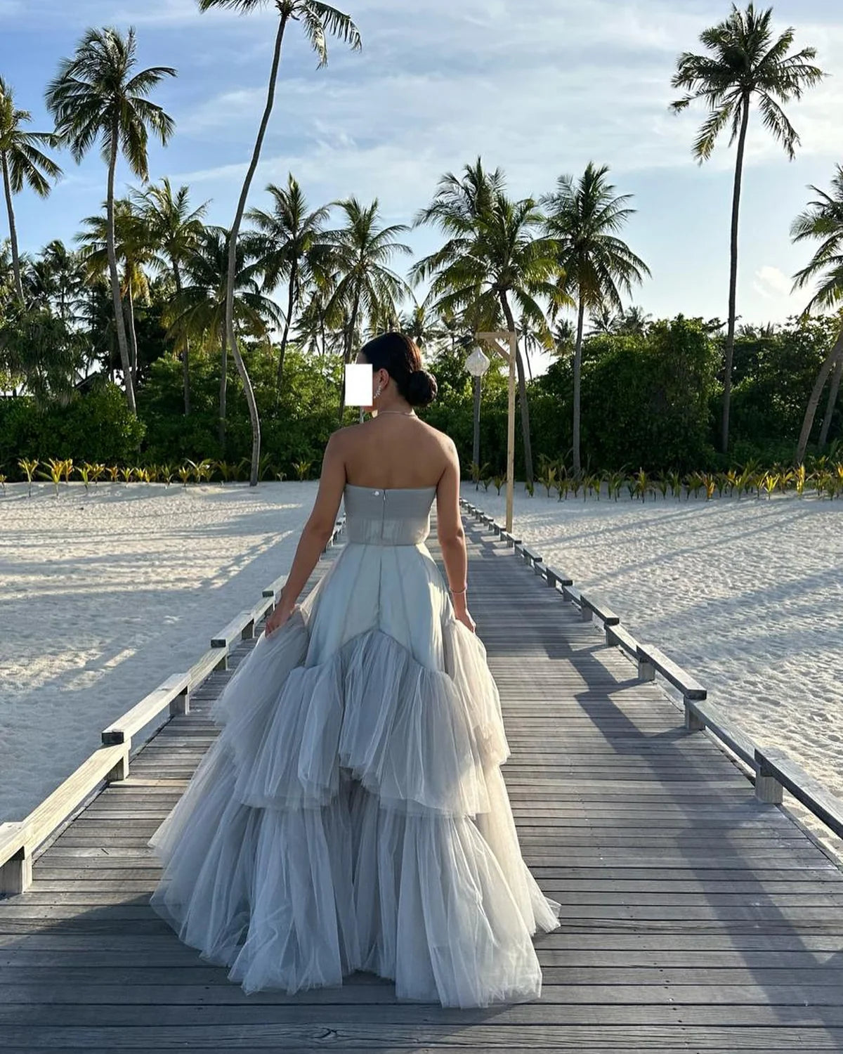 Robe bustier à volants