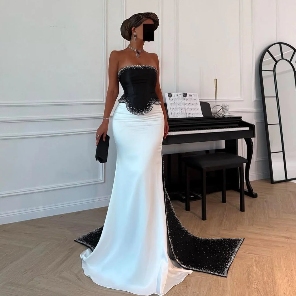 Robe bustier cape