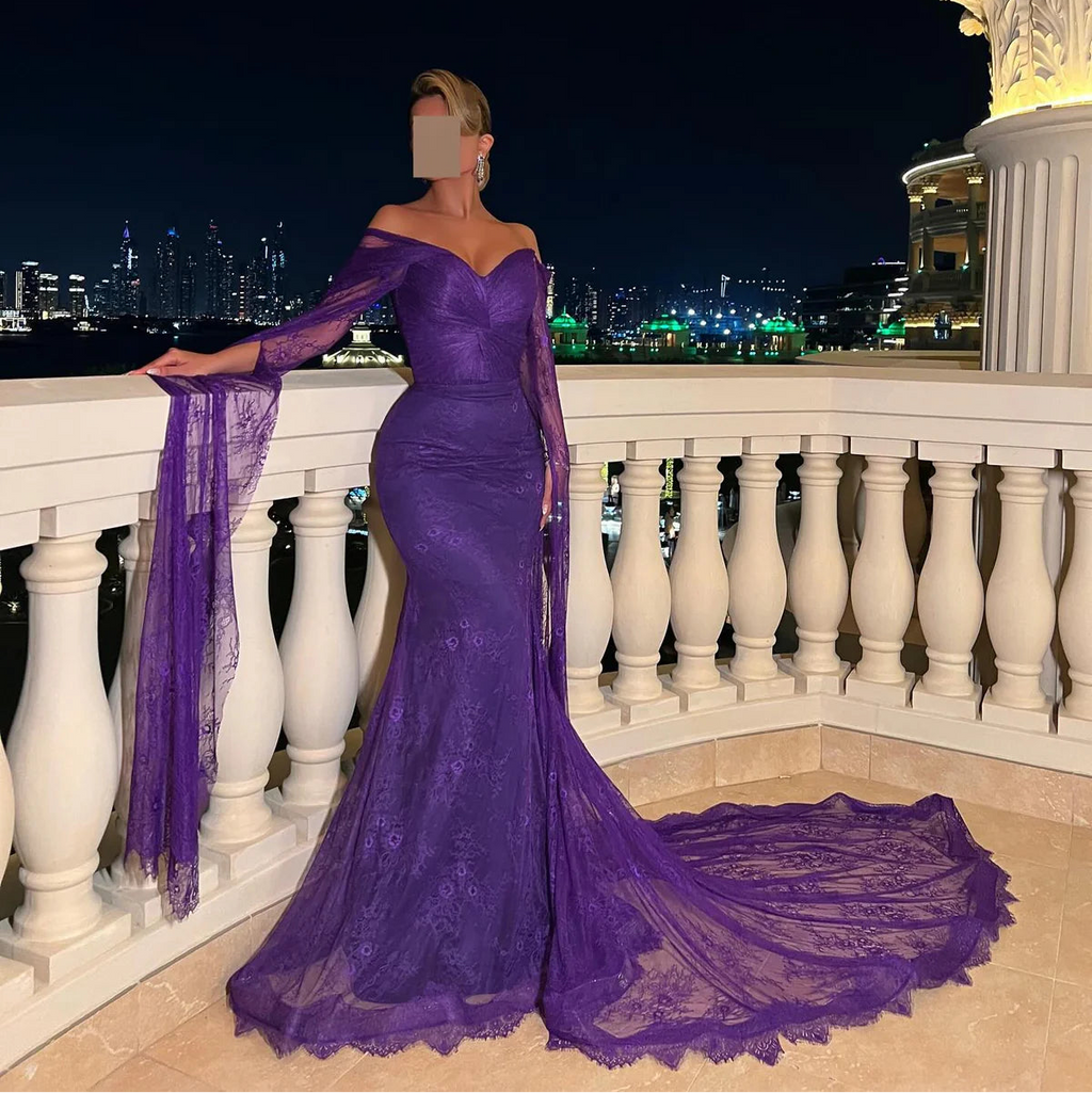 Alma-Kleid