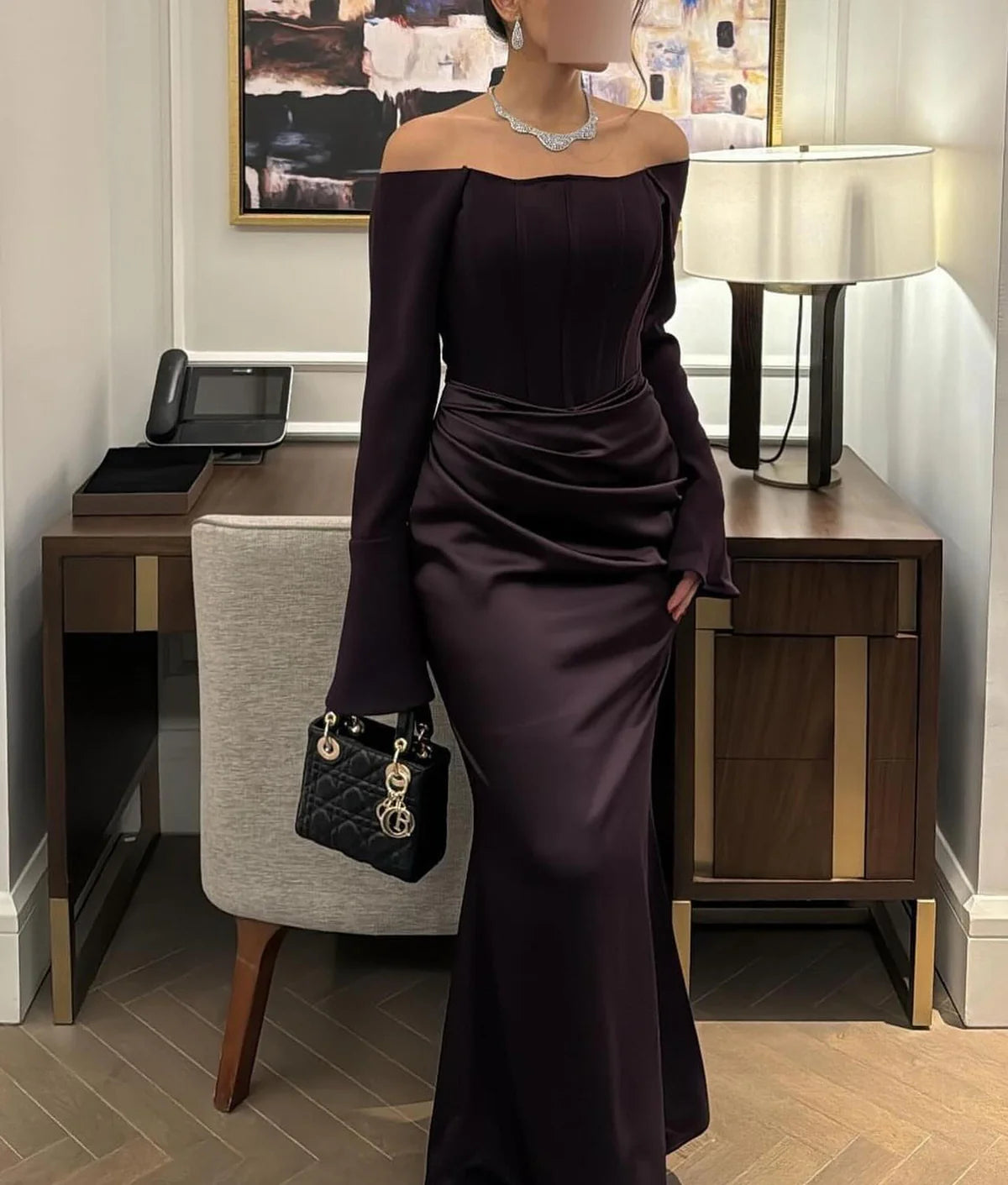 Robe off Shoulder marron