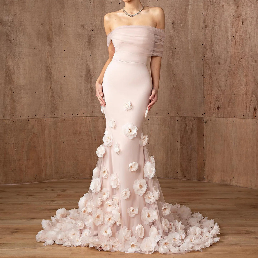Robe de soirée avec fleurs 3D