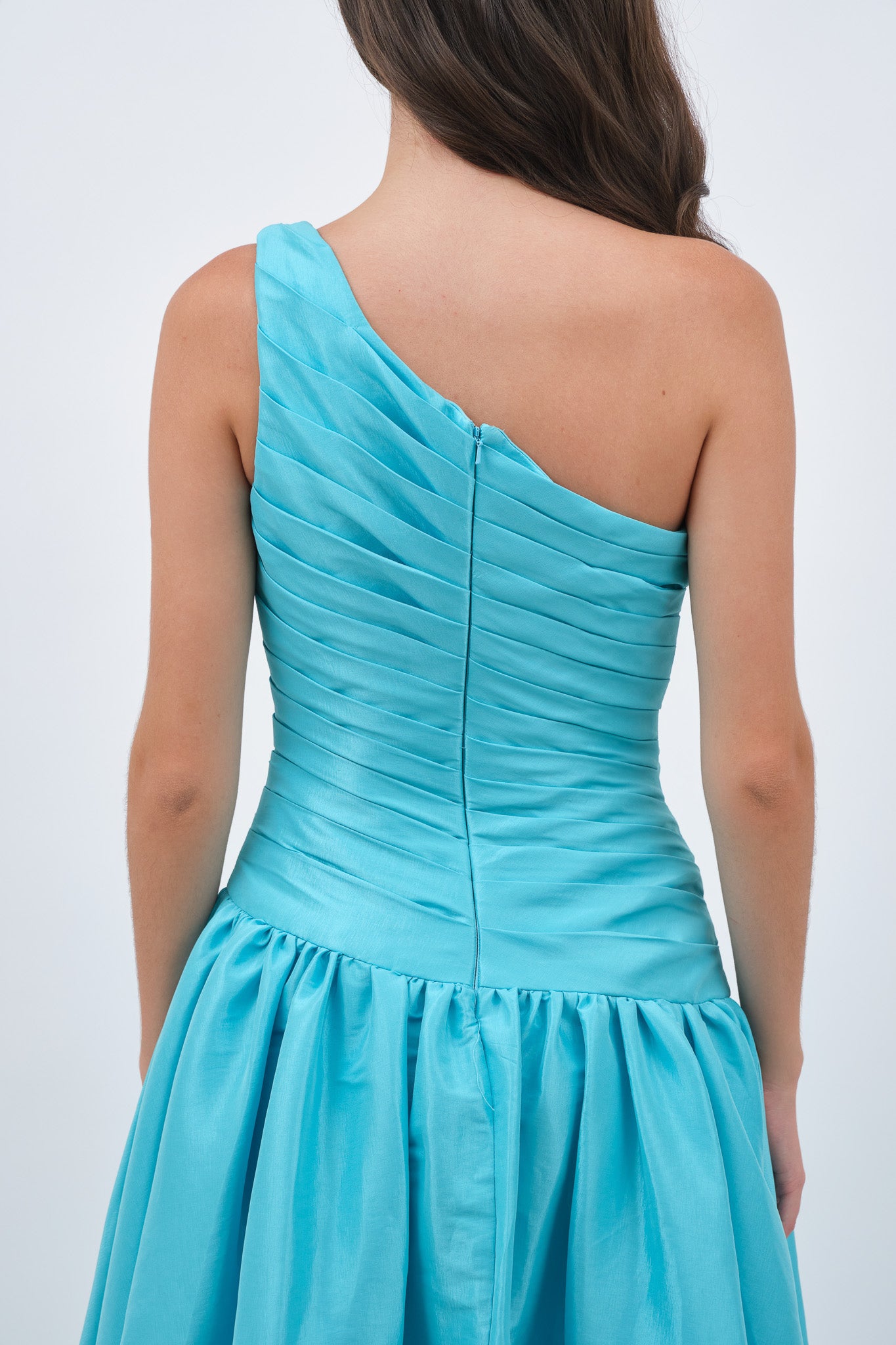 Robe bleue details brodées