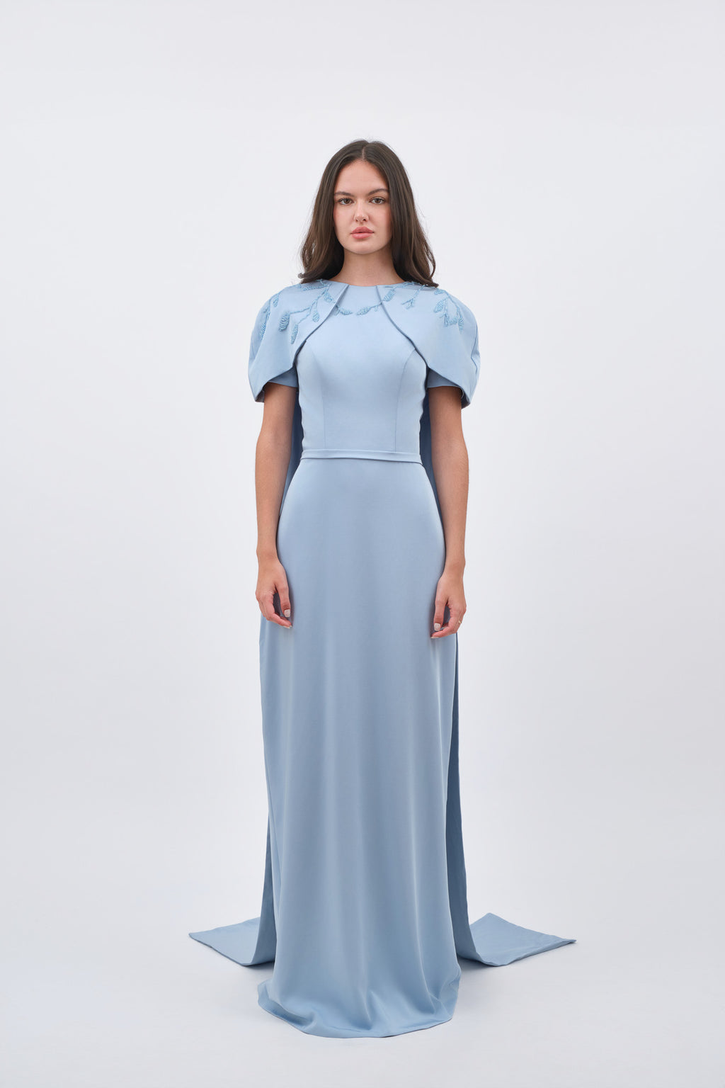 Robe à épaulettes