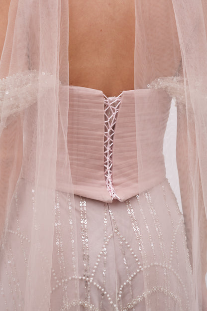 Robe de soirée en perles et tulle délicat