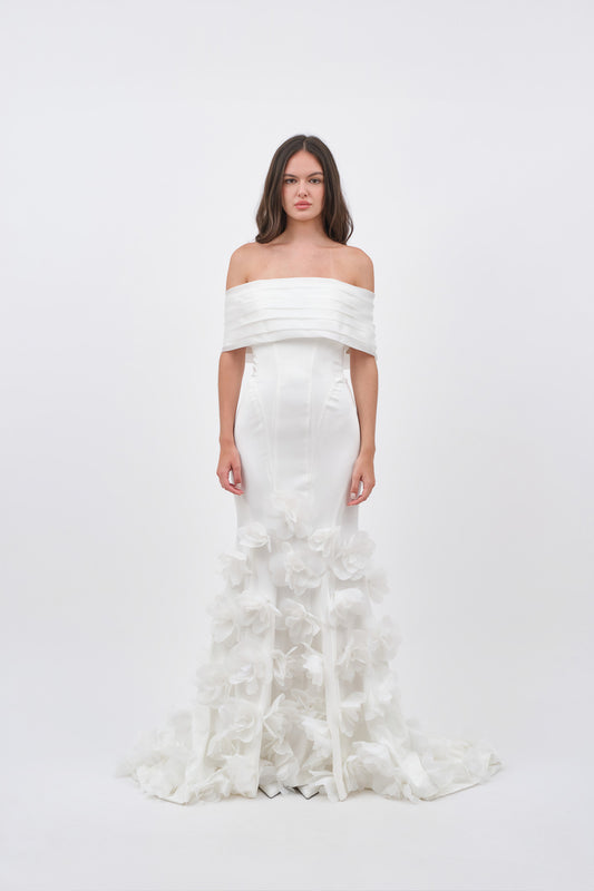 Robe blanche traine Floral corset structuré