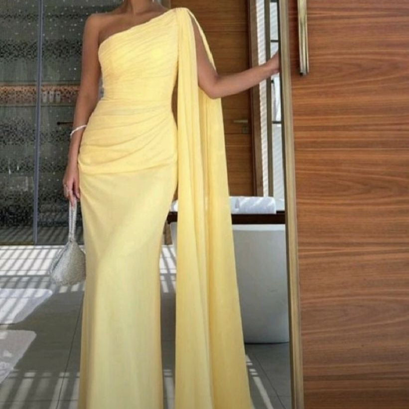 Robe Jaune Drapée à Épaules Détachées