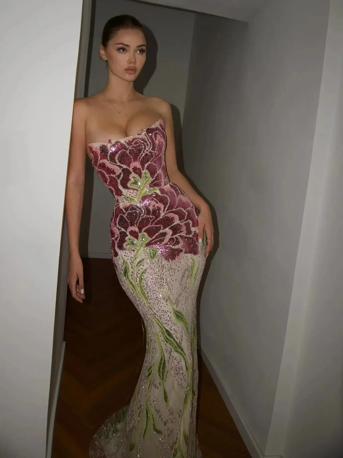 Robe bustier broderie florale