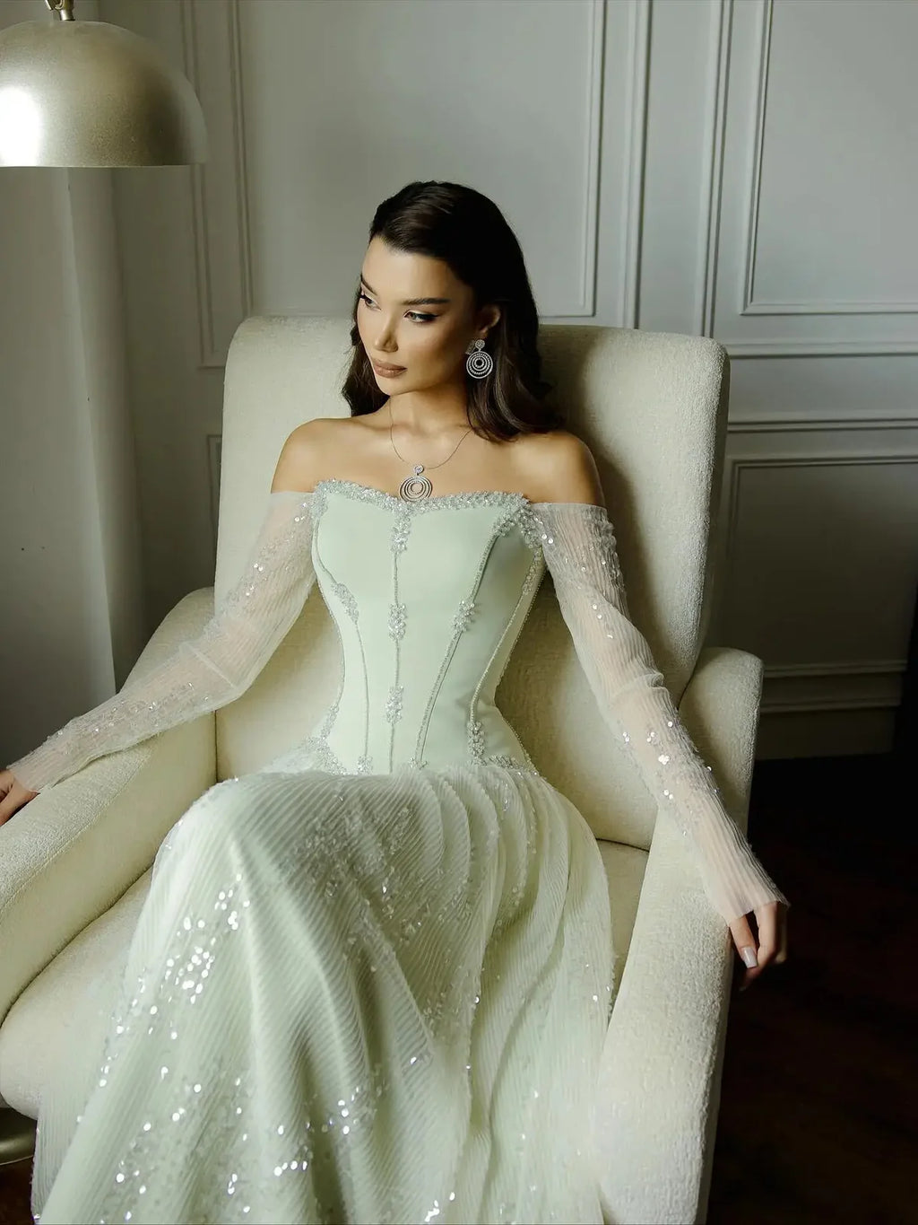 Robe brodée fiançailles