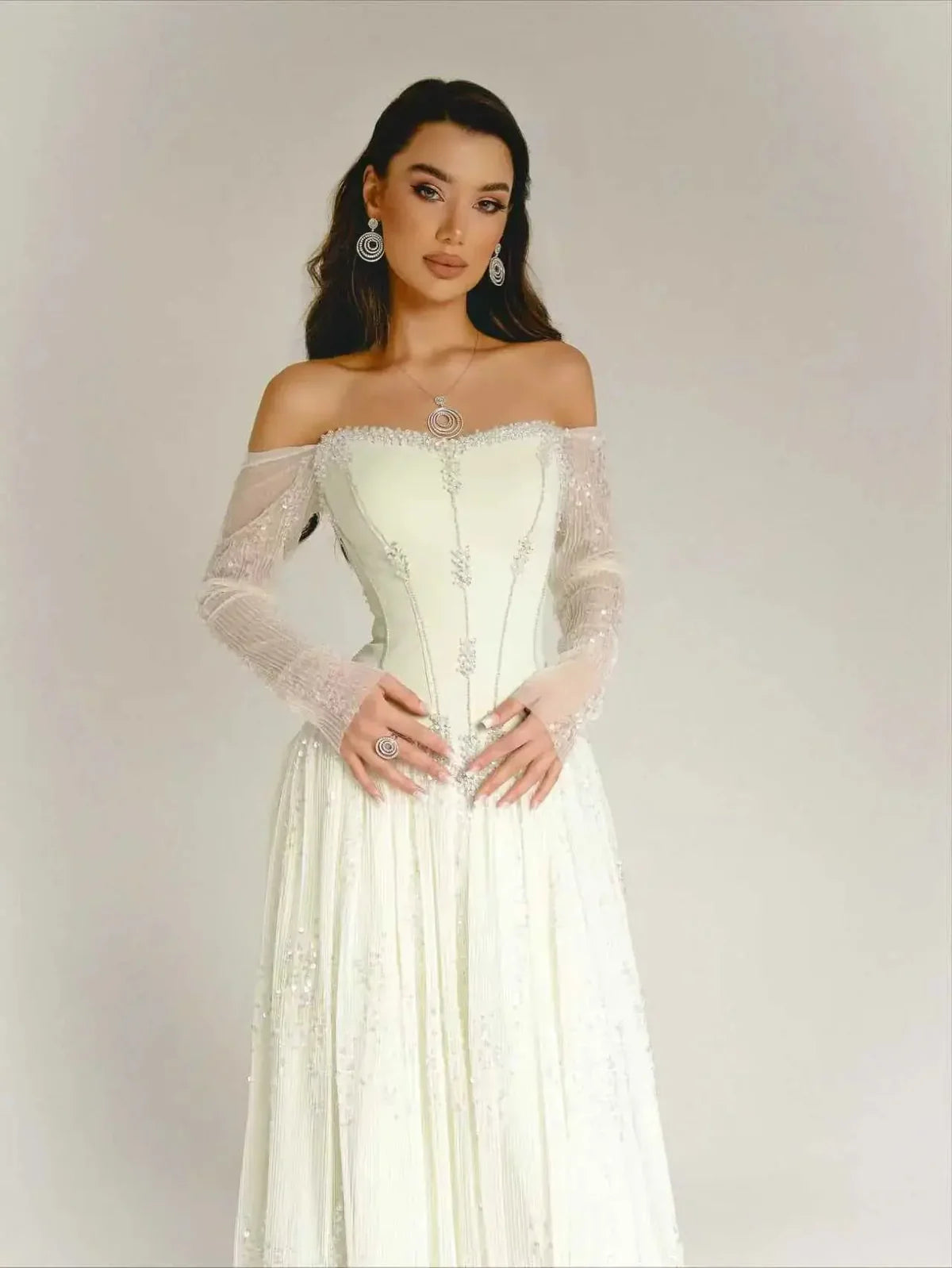 Robe brodée fiançailles