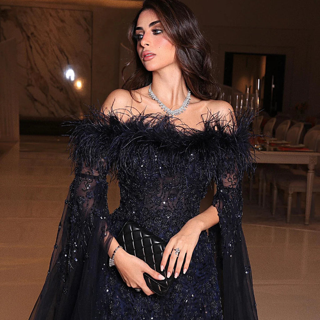Robe avec Plumes et Paillettes