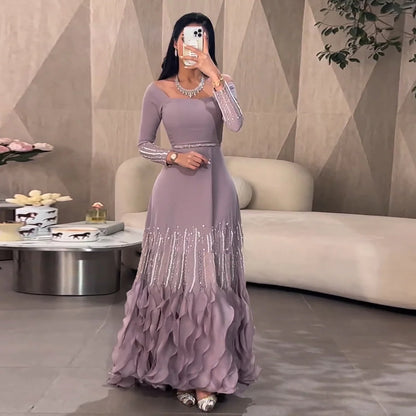 Robe de soirée lilas en tulle avec broderies et volants