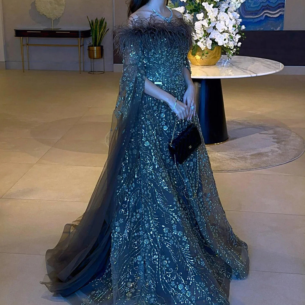 Robe avec Plumes et Paillettes