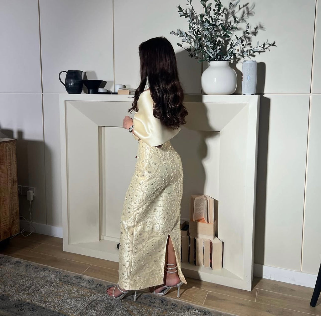 Robe Longue en Satin Brodé